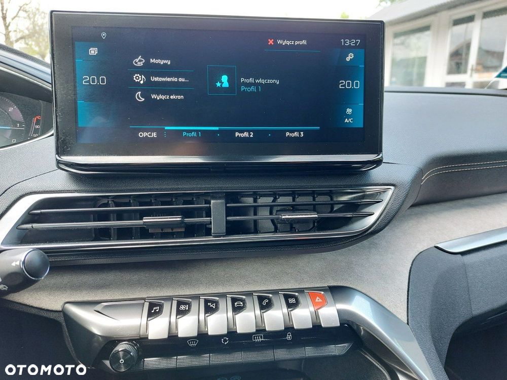 Peugeot 3008 - 23