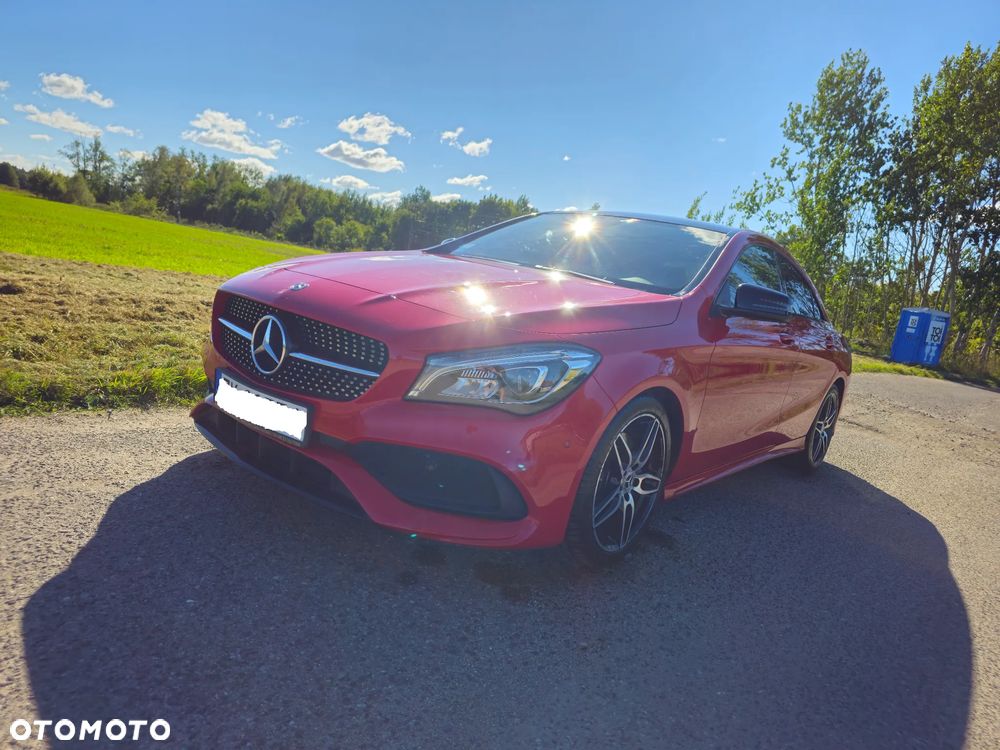 Mercedes-Benz CLA 220 4-Matic AMG Line - 9
