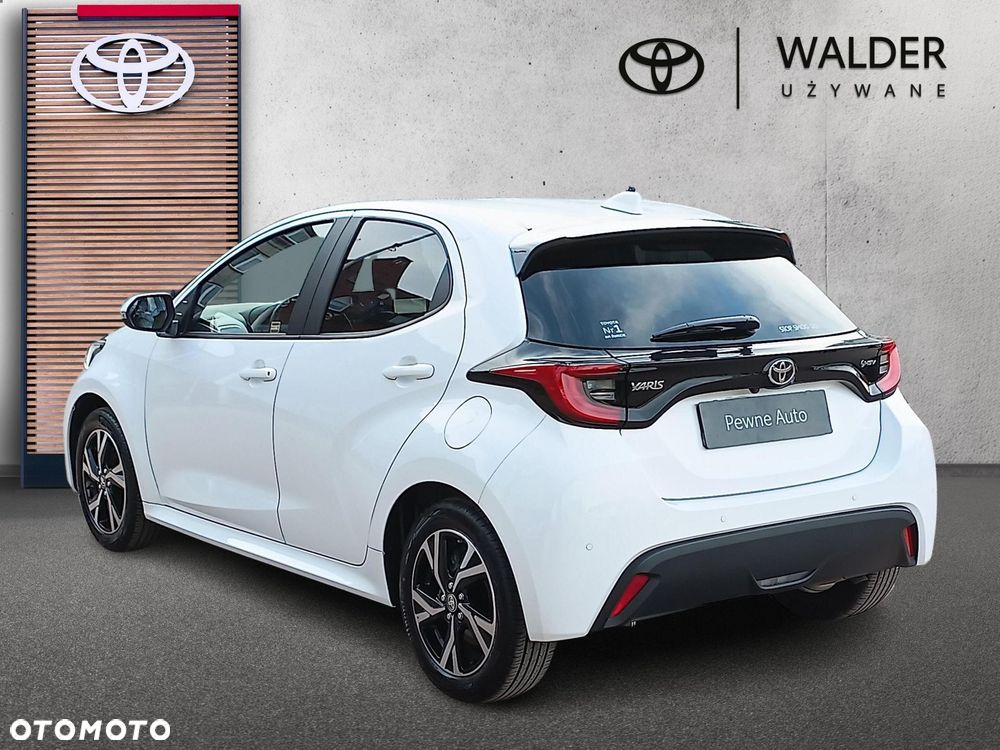Toyota Yaris Hybrid 1.5 Style - 4