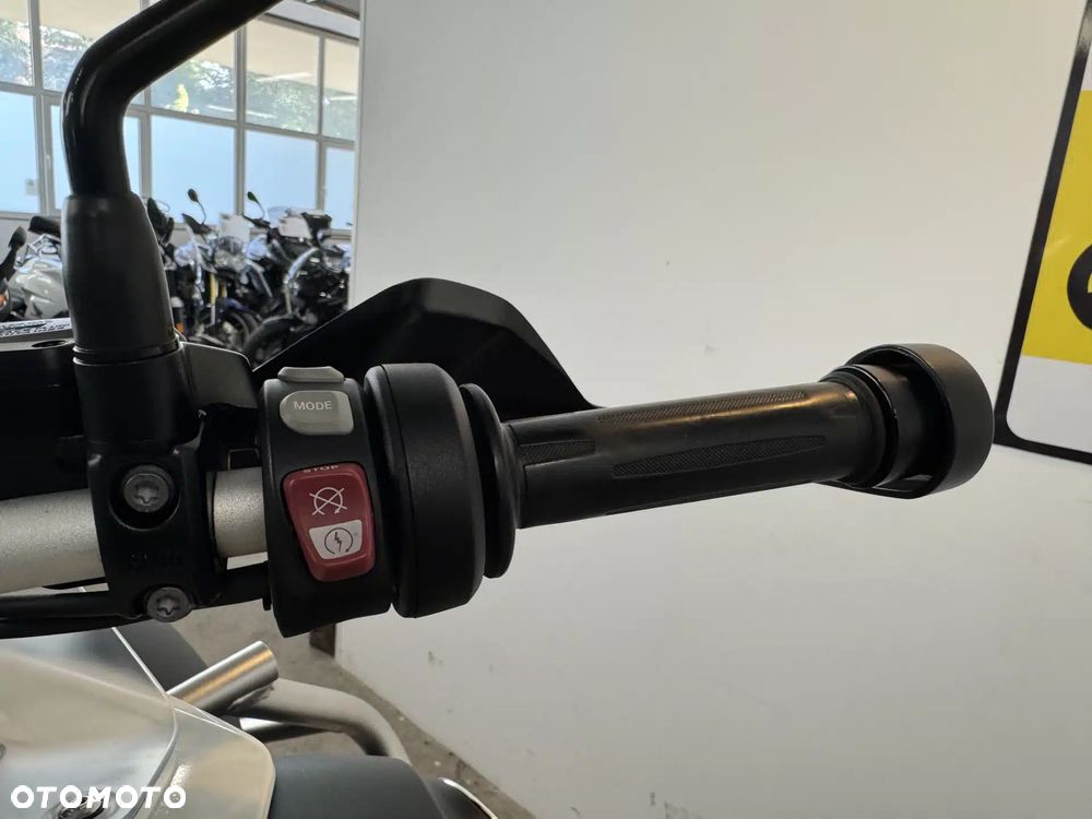 BMW R - 32