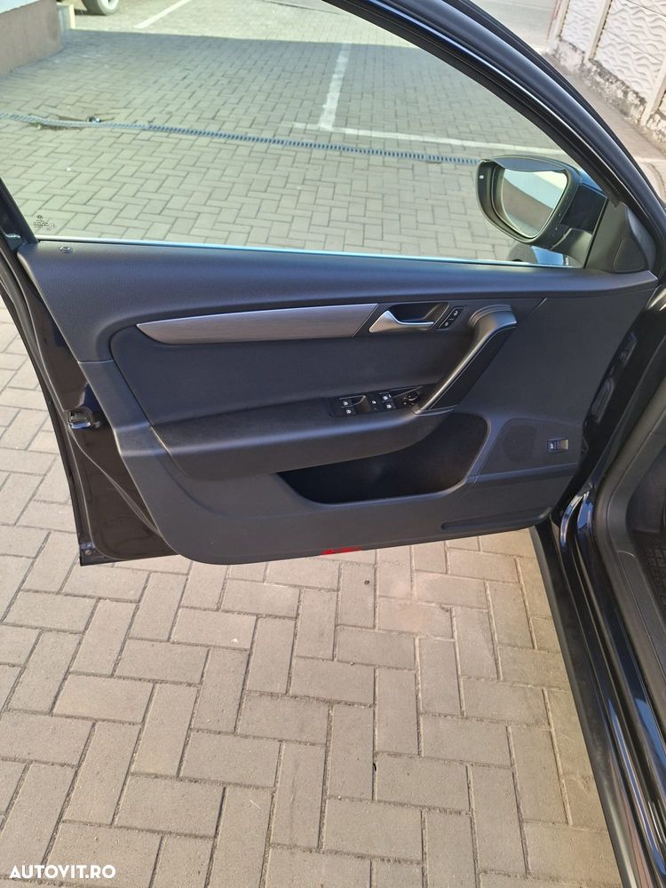 Volkswagen Passat 2.0 TDI BlueMotion Tehnology DSG Comfortline - 16