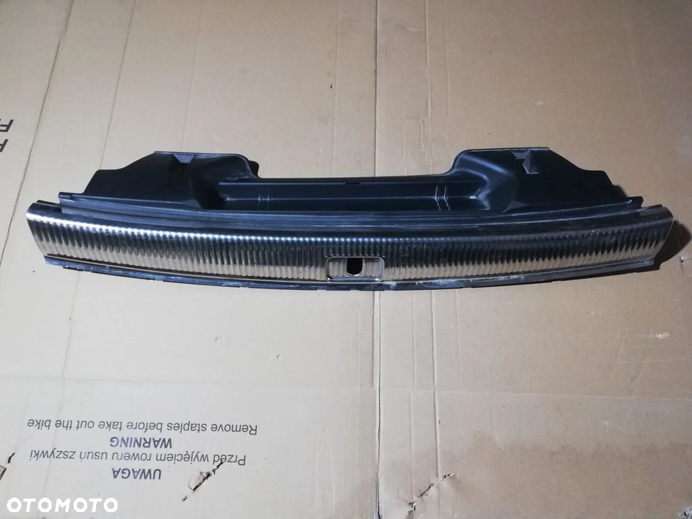 AUDI Q5 8R osłona pasa bagażnika 8R0864513C