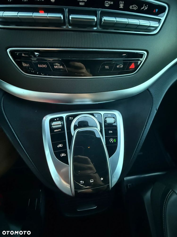 Mercedes-Benz Klasa V 250 (BlueTEC) d Avantgarde 7G-Tronic (d³ugi) - 23