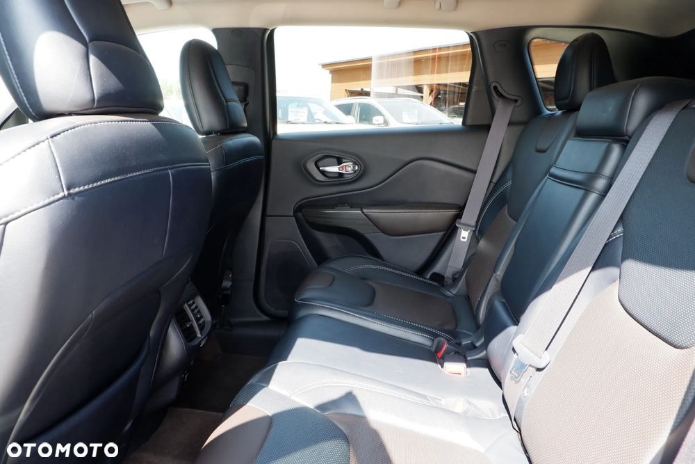 Jeep Cherokee 2.2 MJD Active Drive I Limited - 29