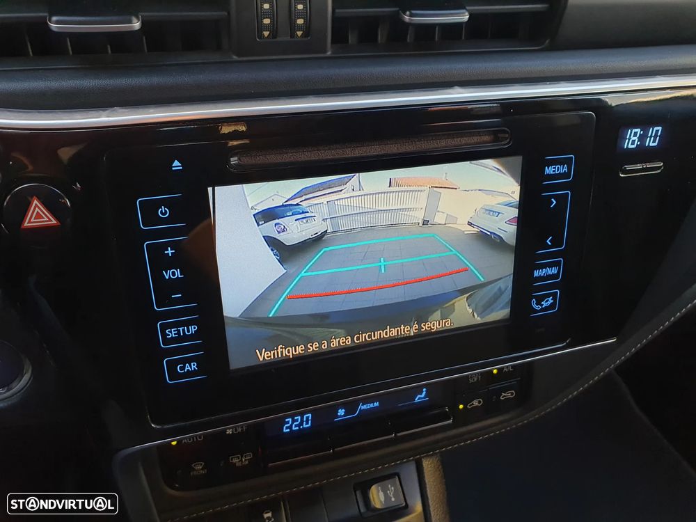 Toyota Auris 1.8 HSD Comfort - 10