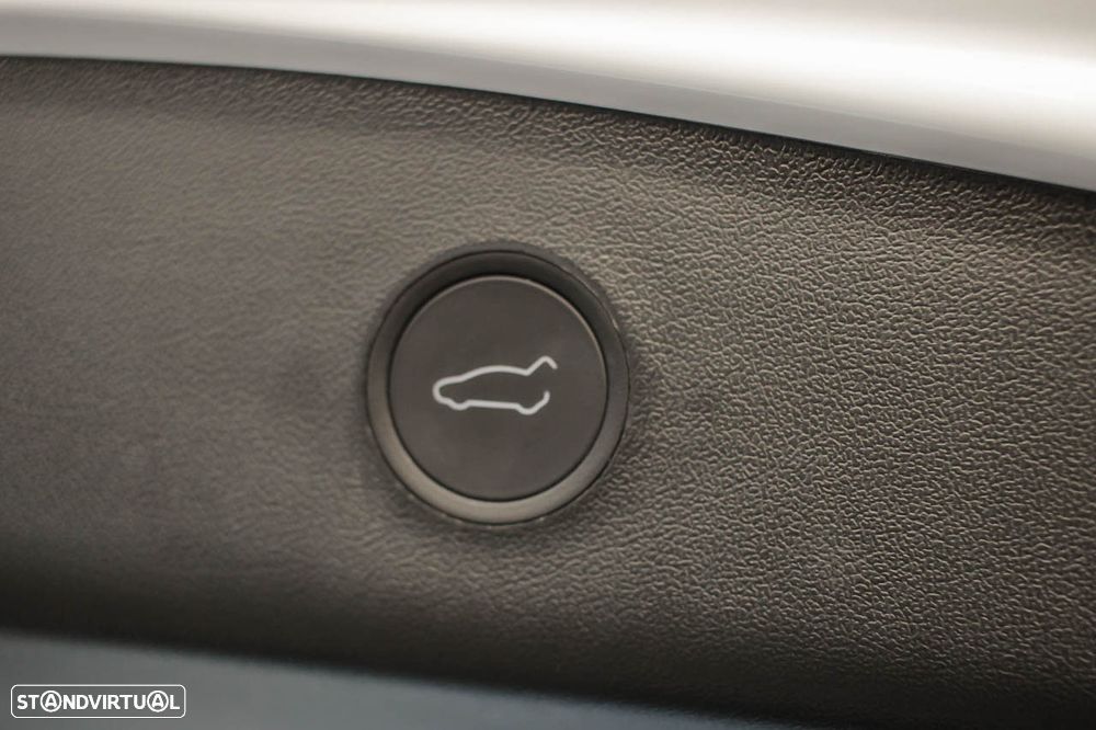 Tesla Model 3 Long Range Tração Traseira - 9