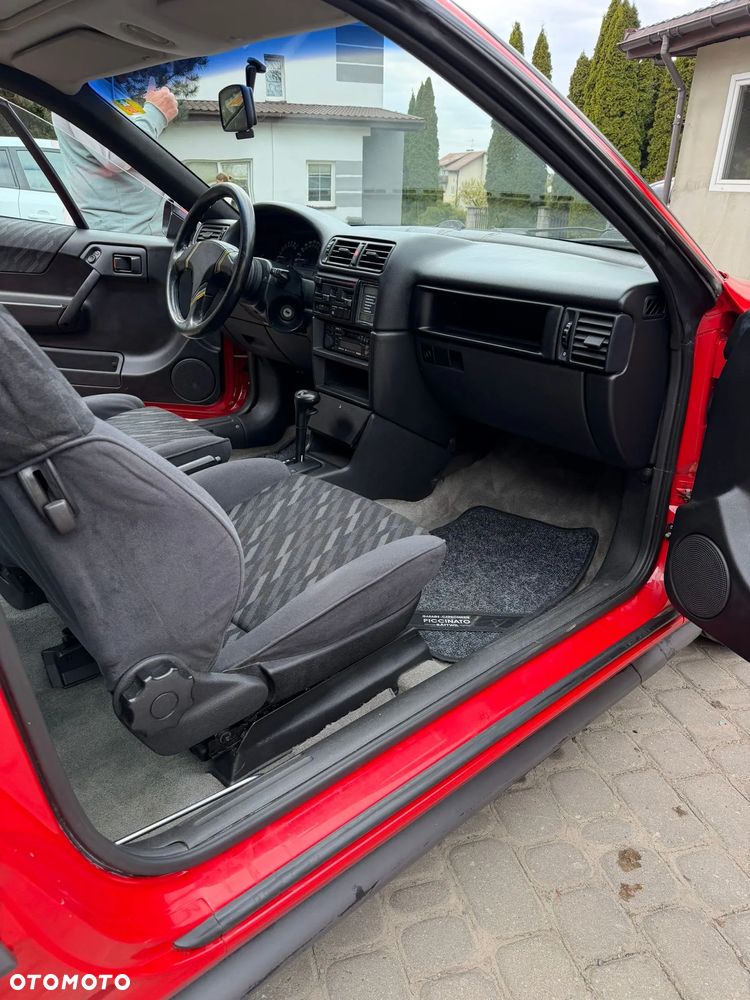 Opel Calibra 2.0 - 11