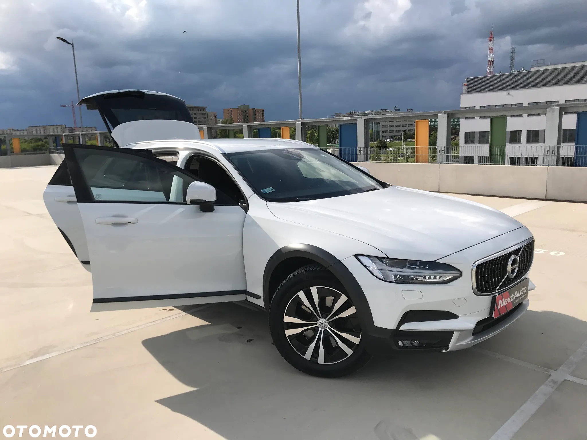 Volvo V90 Cross Country T5 AWD Pro - 10