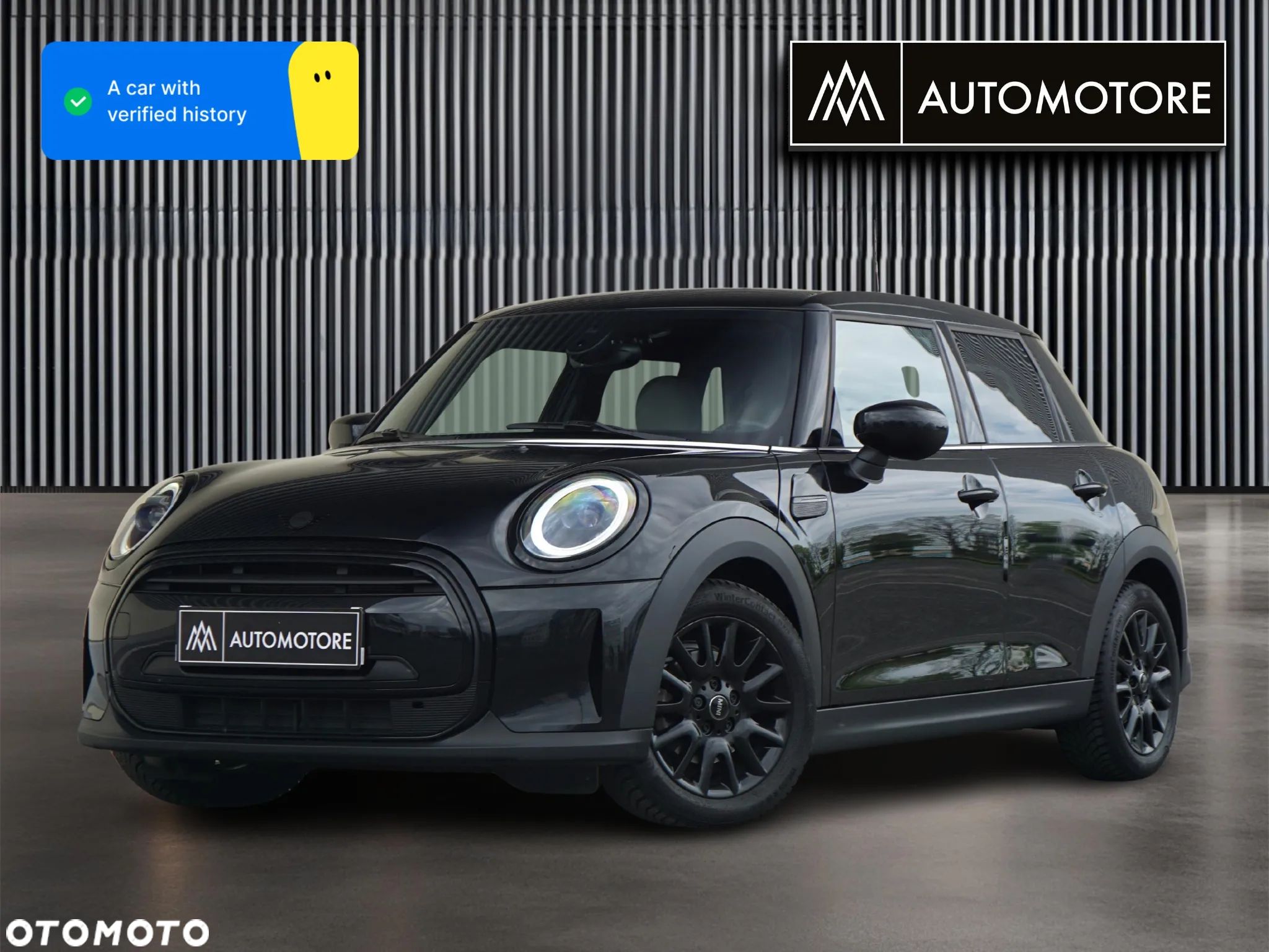 MINI Cooper Standard - 1