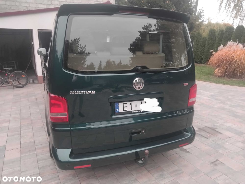 Volkswagen Multivan - 7