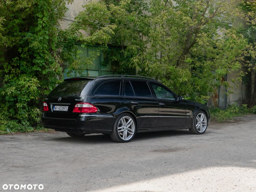 Mercedes-Benz Klasa E 500 4-Matic T Avantgarde - 6