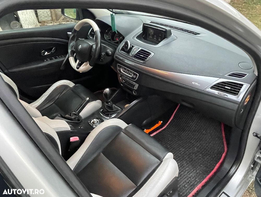 Renault Megane - 9