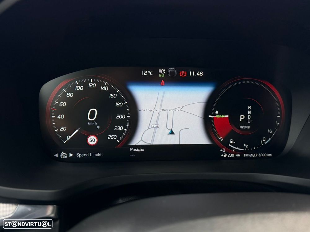 Volvo V60 2.0 T6 AWD TE R-Design - 31