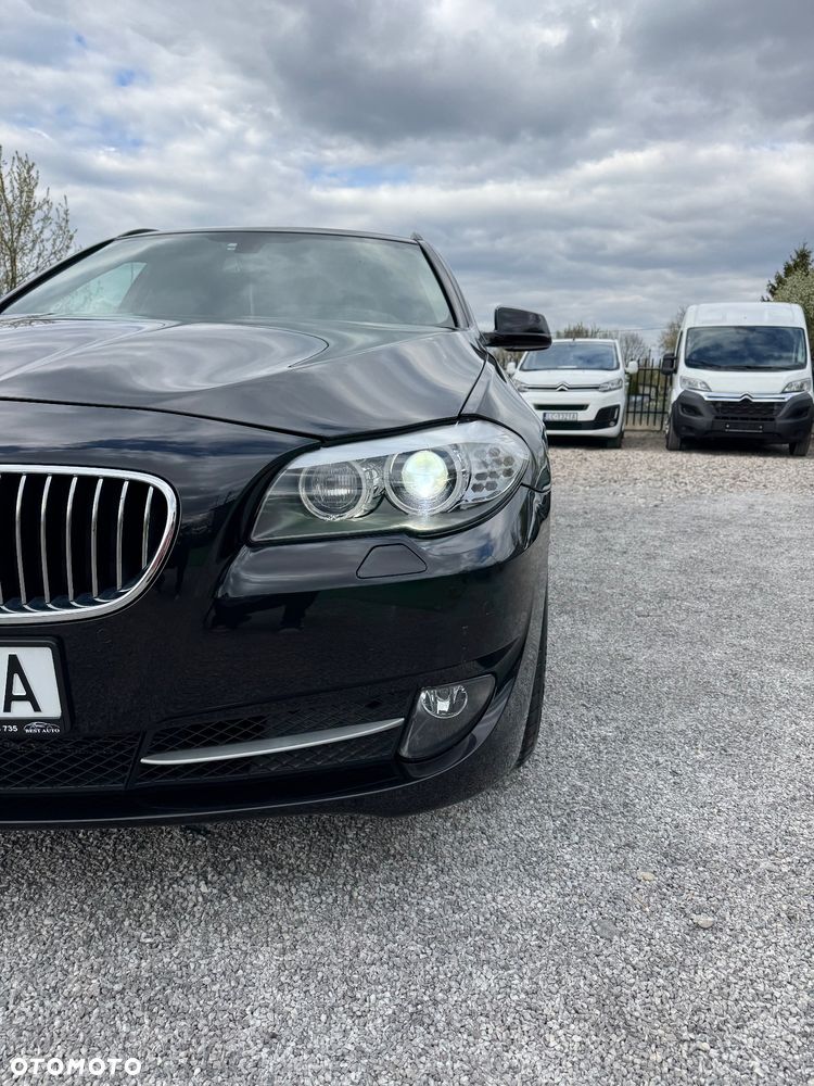 BMW Seria 5 528i xDrive Sport-Aut Modern Line - 15