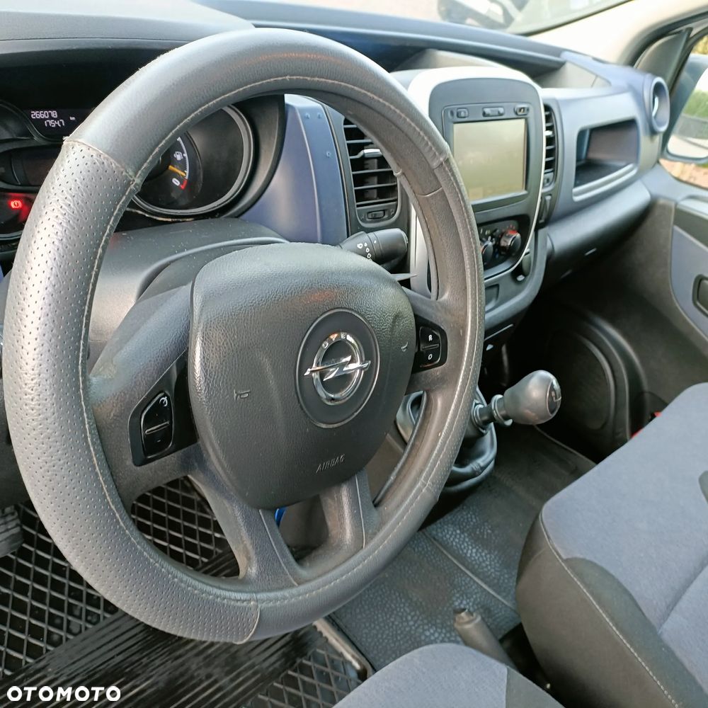 Opel Vivaro - 28