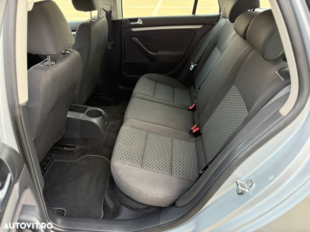 Volkswagen Golf 1.6 TDI BlueMotion Technology Trendline - 9