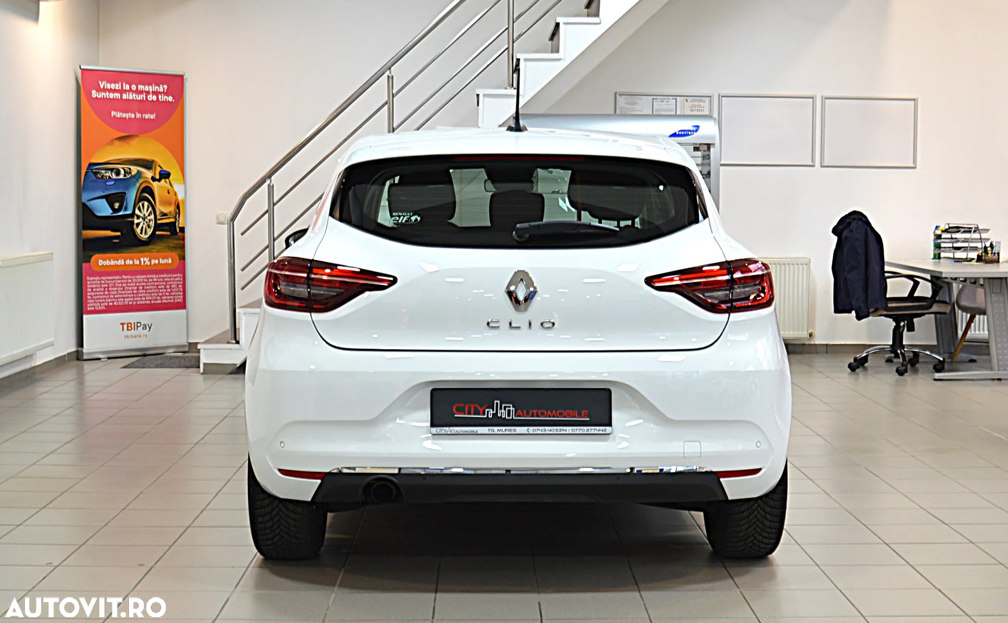 Renault Clio E-TECH Hybrid 140 BUSINESS EDITION - 6