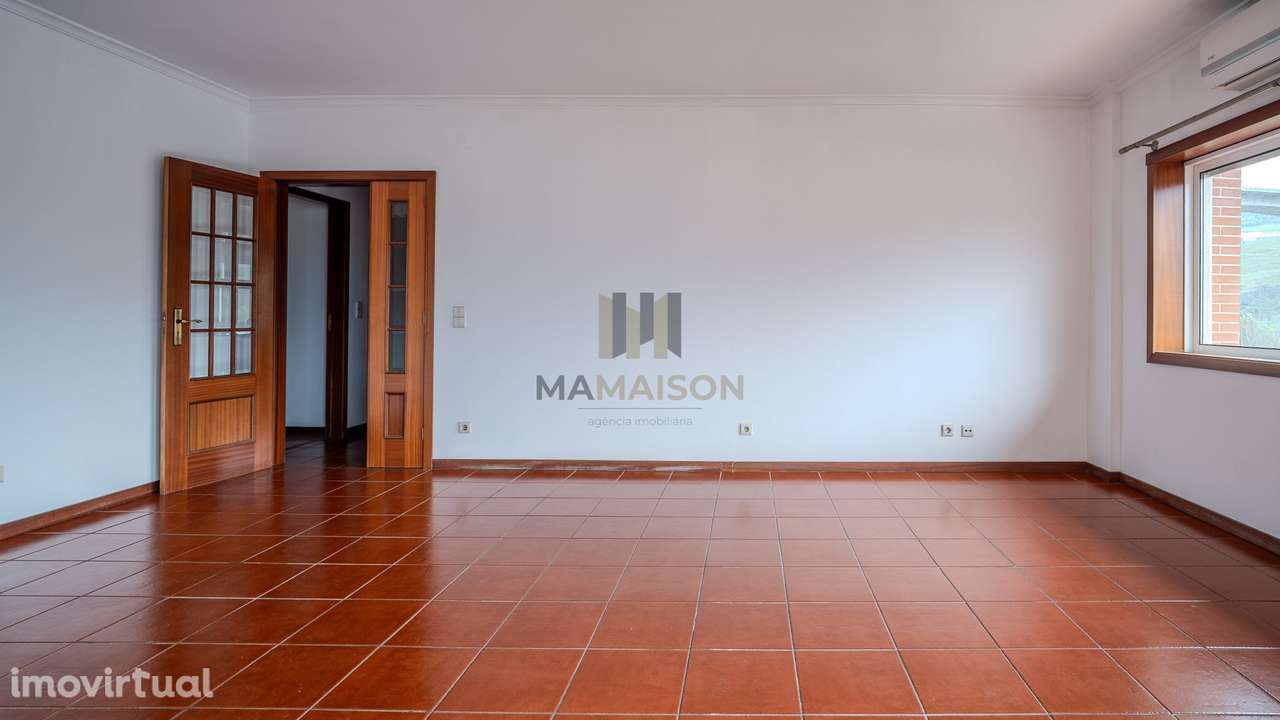 APARTAMENTO T3 | VISTAS DOURO | ELEVADOR - Grande imagem: 2/31