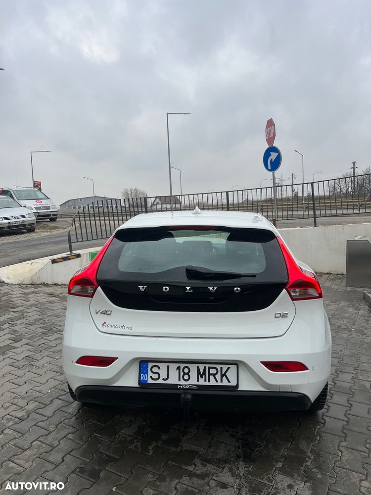 Volvo V40 D2 Basic - 4