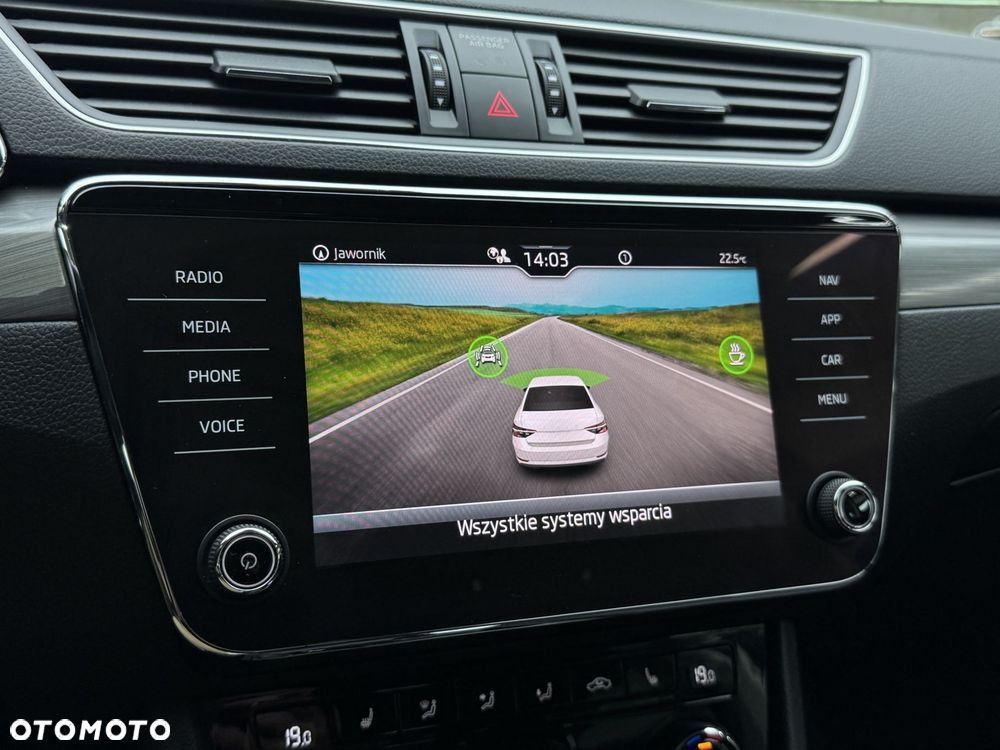 Skoda Superb 2.0 TSI Style DSG - 35