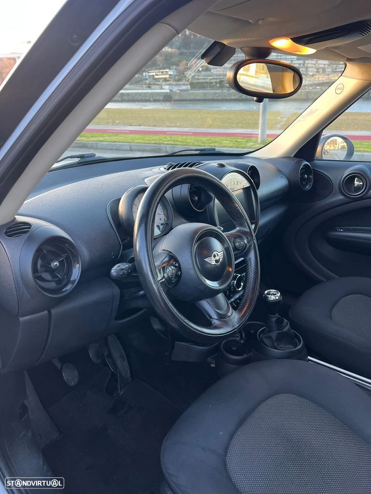 MINI Countryman One D - 5