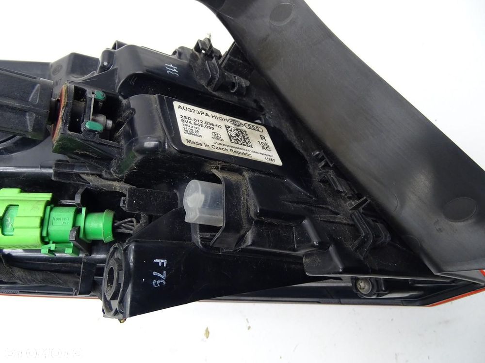 LAMPA PRAWY TYŁ TYLNA W BŁOTNIK MATRIX LED 8V4945092 AUDI A3 8V LIFT 5D SB - 11