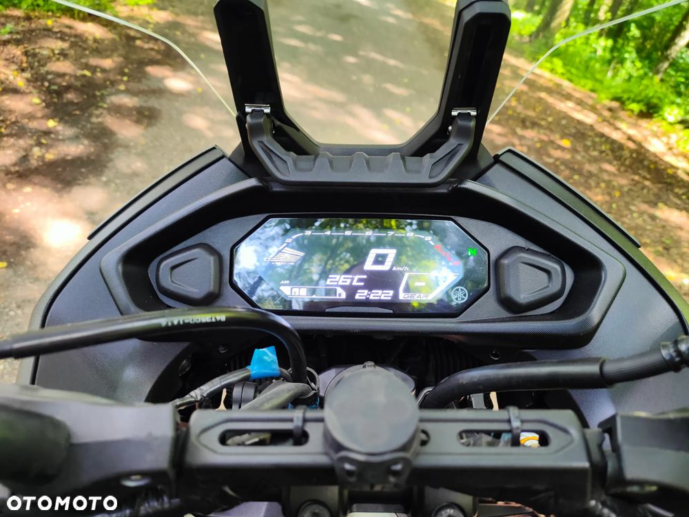 Yamaha MT - 20