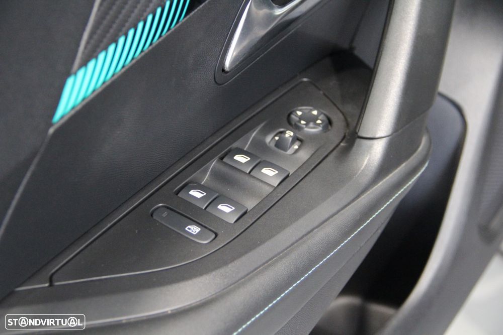 Peugeot 2008 1.2 PureTech Allure Pack - 6