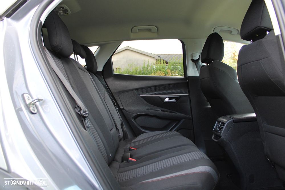 Peugeot 3008 PureTech 130 Stop & Start GPF EAT8 Active - 17