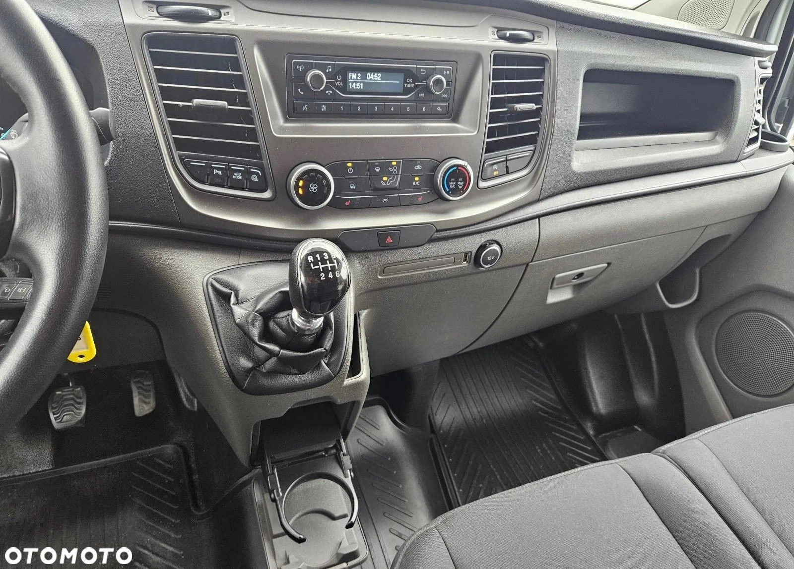 Ford Transit Custom - 13