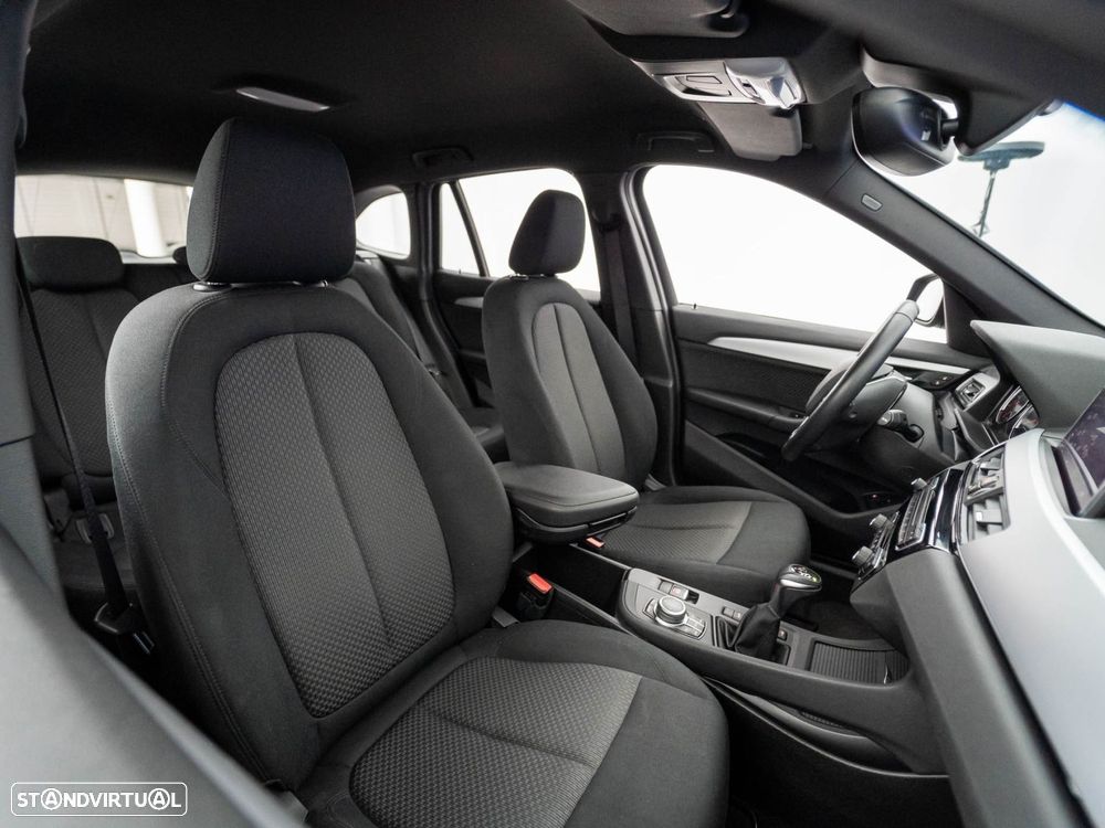 BMW X1 25 e xDrive - 38