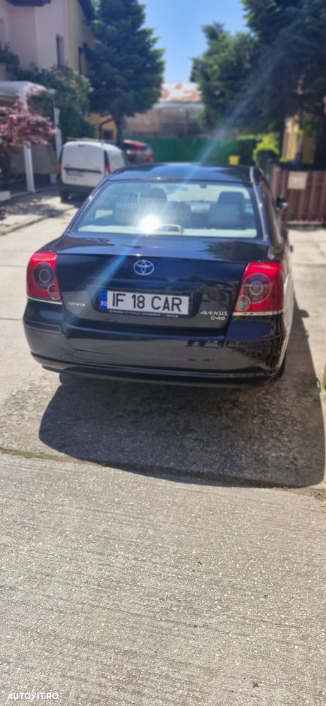 Toyota Avensis 2.2 D4D Sol Plus - 3