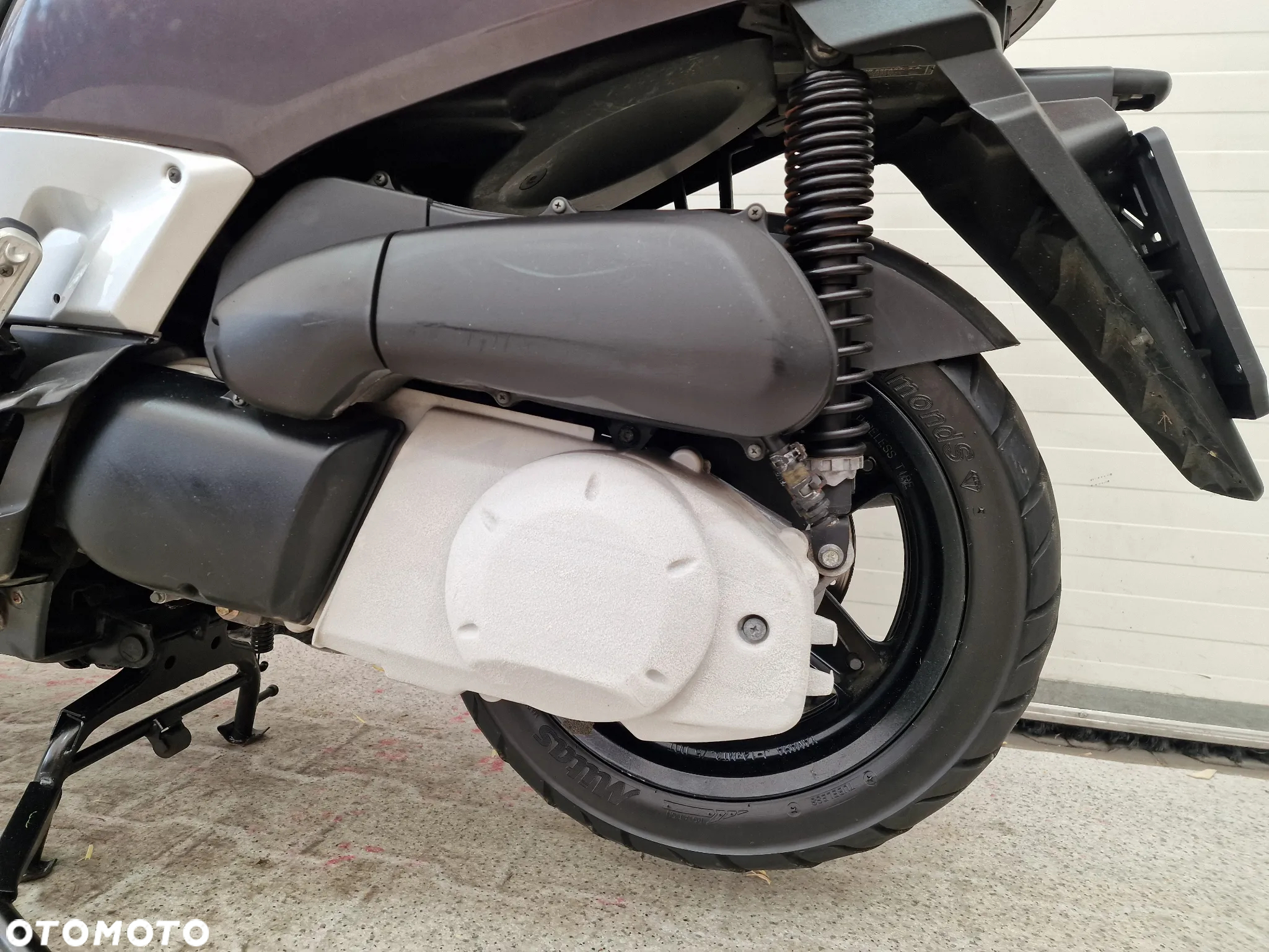 Yamaha X-max - 9