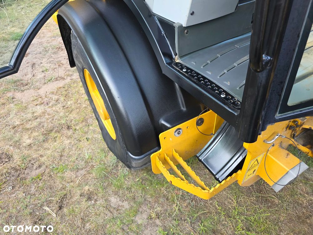 Caterpillar CAT 906 - 24