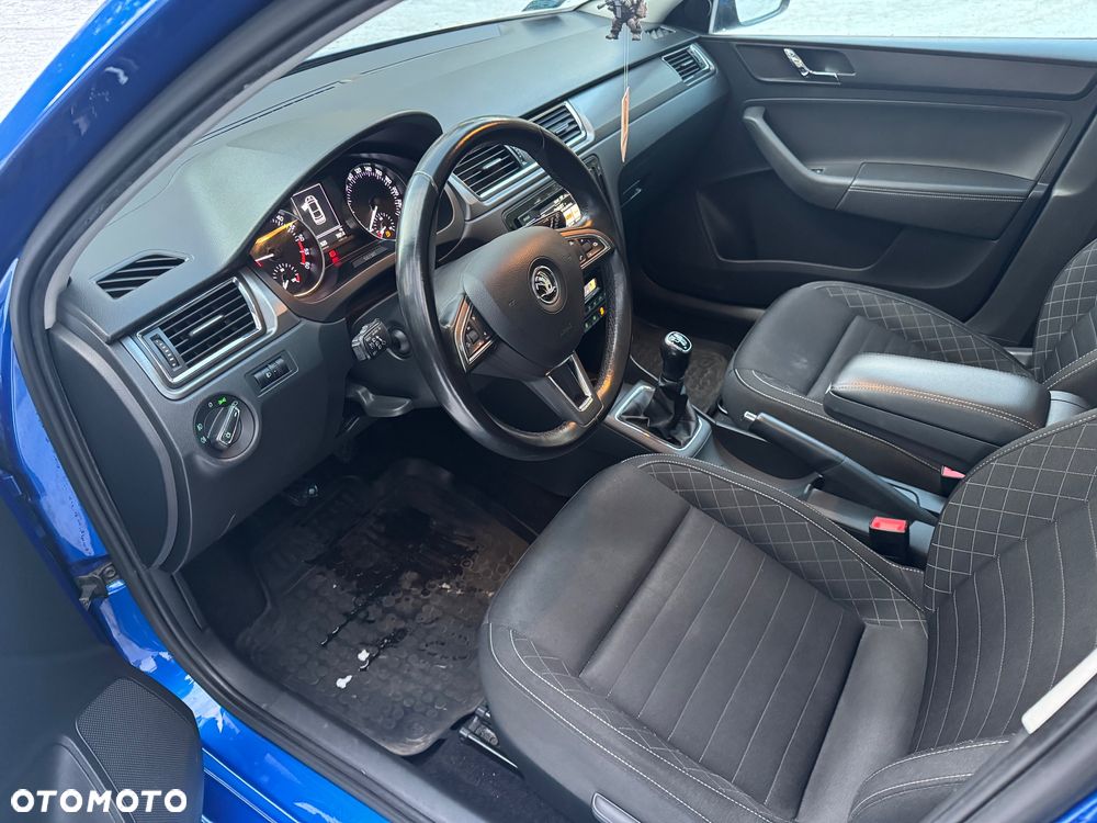 Skoda RAPID Spb 1.4 TDI DPF Style - 31