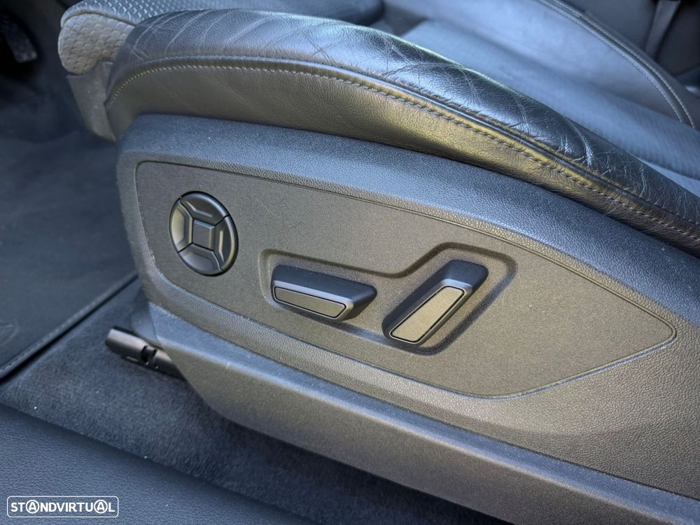 Audi e-tron 55 quattro S line - 16