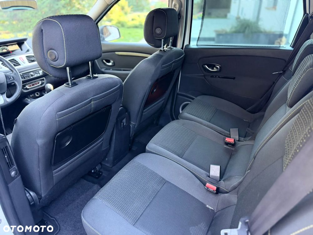 Renault Scenic 1.6 16V Expression - 7