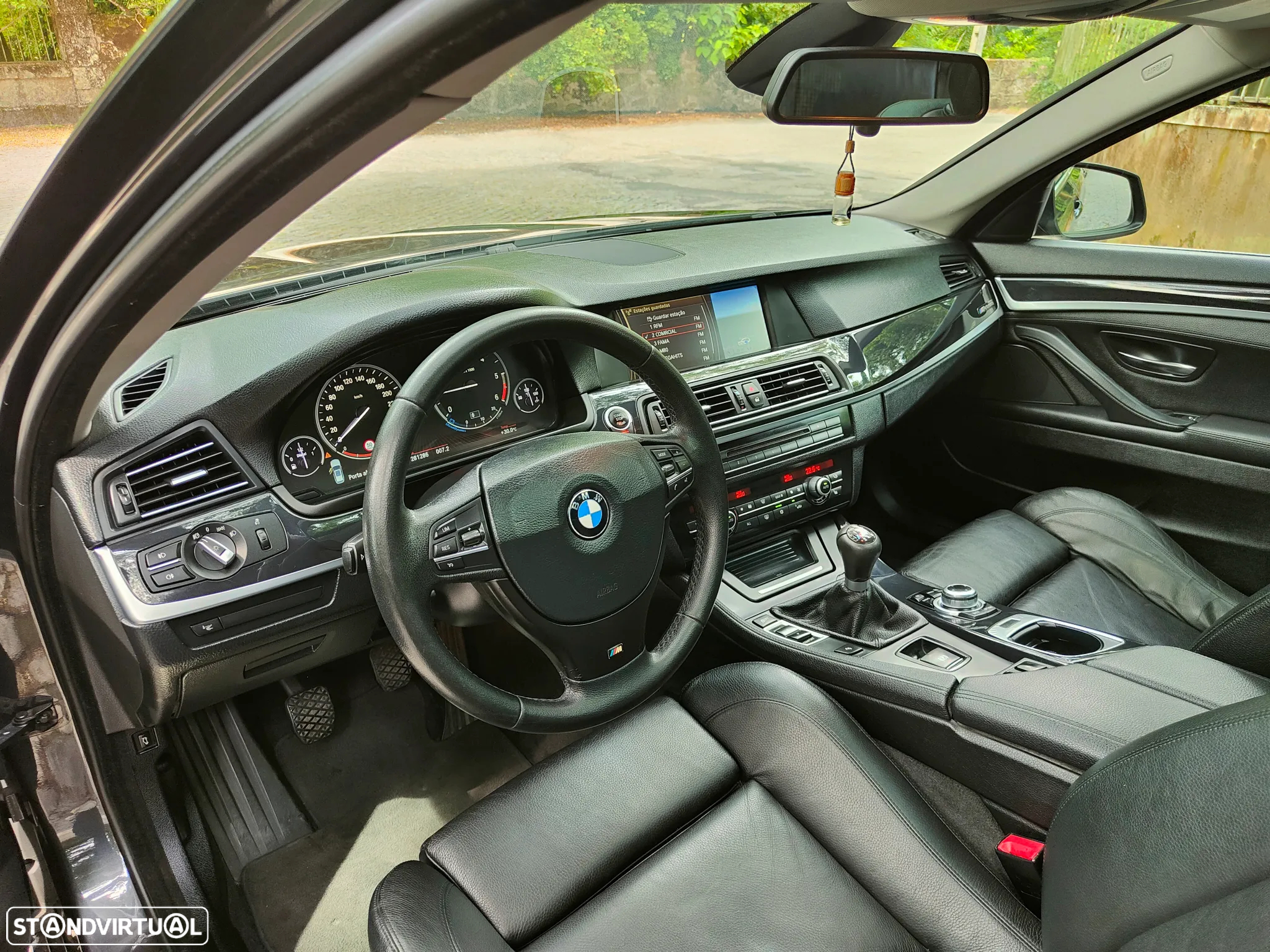 BMW 525 d Pack M - 9