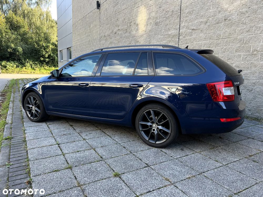 Skoda Octavia 2.0 TDI Style DSG - 2