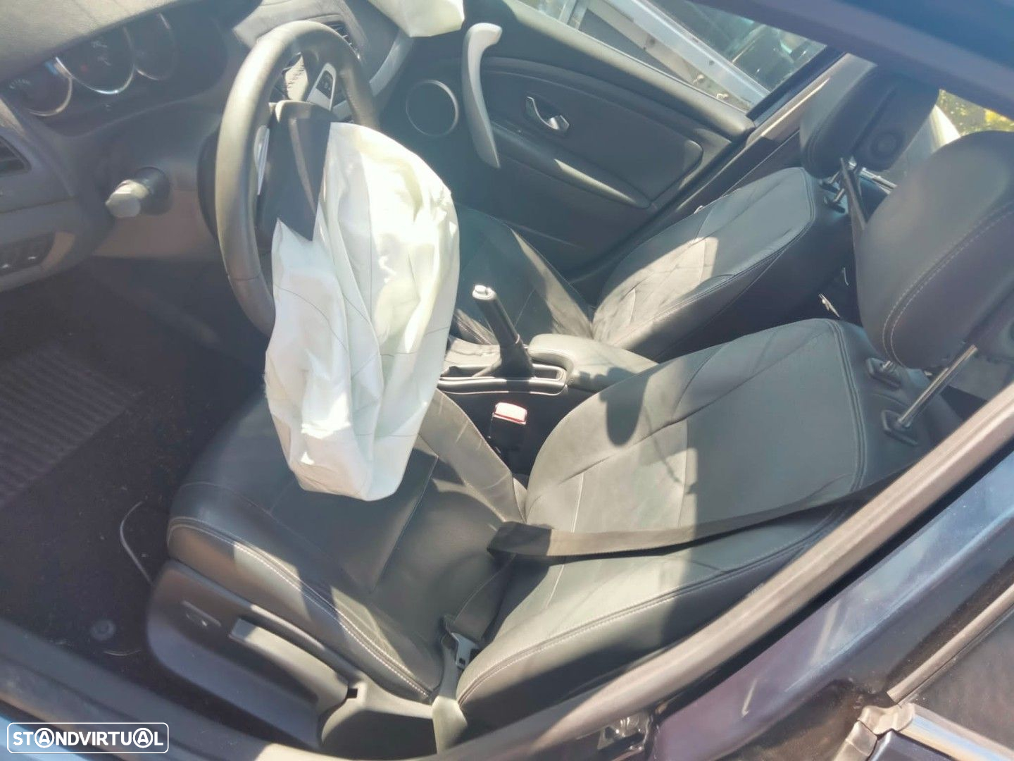 Renault Fluence Exlcusive 1.5 DCI de 2010 disponível para peças - 7