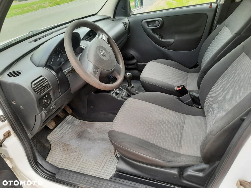 Opel Combo - 9