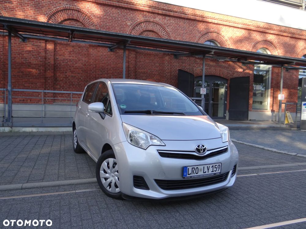 Toyota Verso S 1.33 VVT-i Club - 1