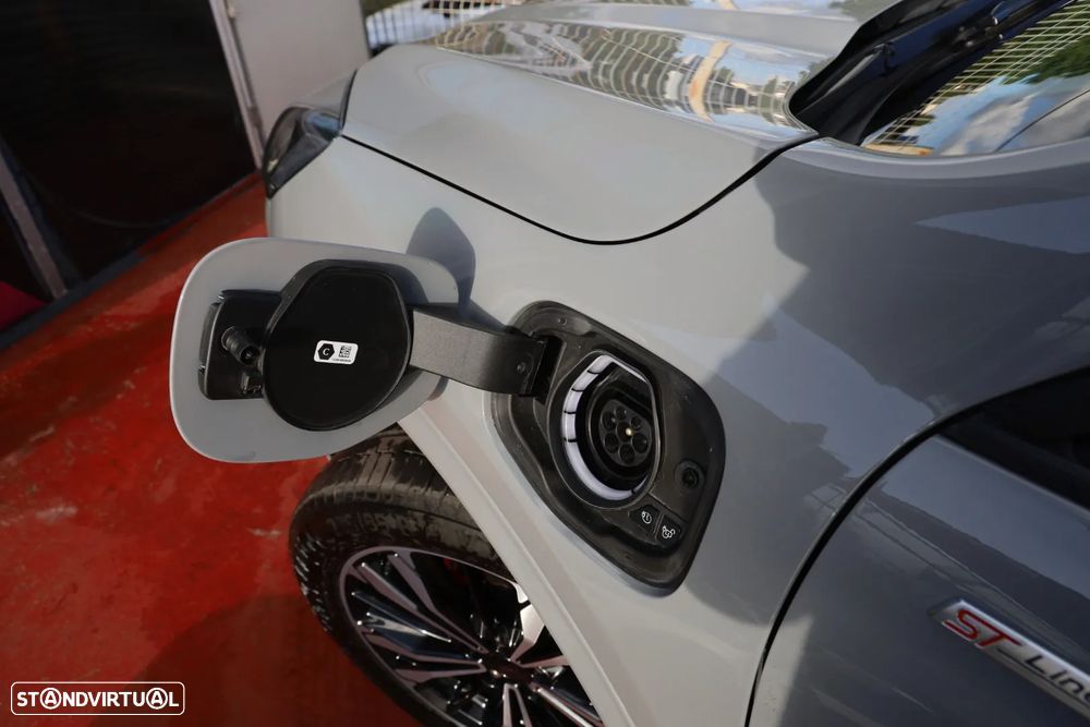 Ford Kuga 2.5 PHEV ST-Line X - 55