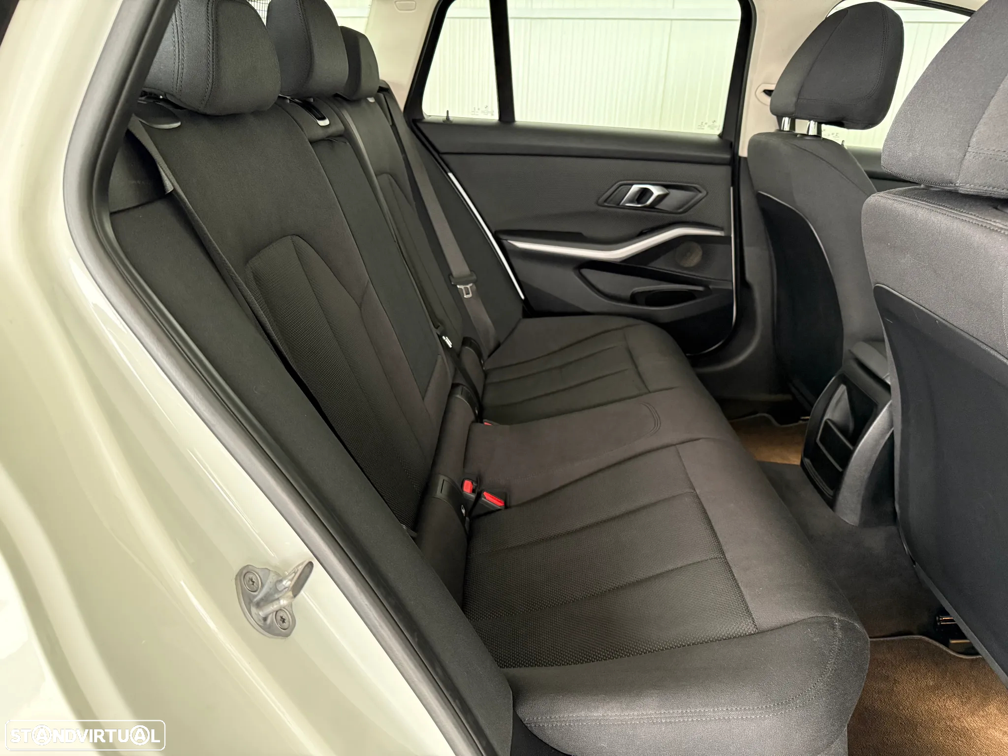 BMW 318 d Touring - 6