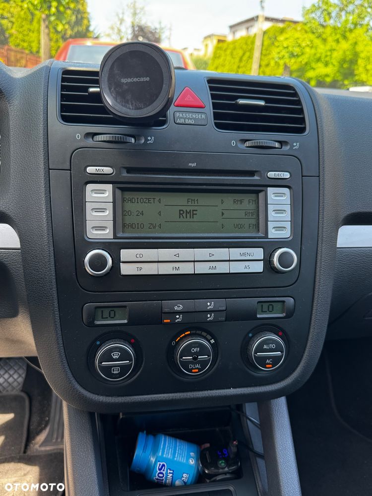 Volkswagen Golf 1.9 TDI Individual - 10