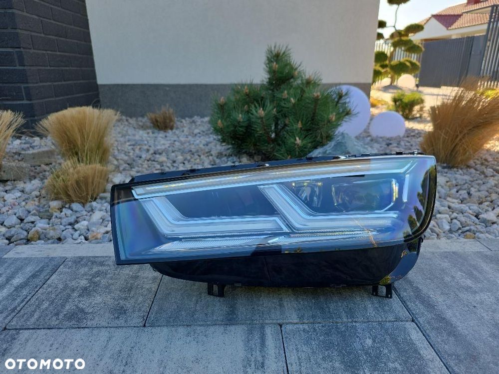 AUDI Q5 SQ5 80A FY Lampa lewa przód Full Led Matrix 80A941035 2019 - 1
