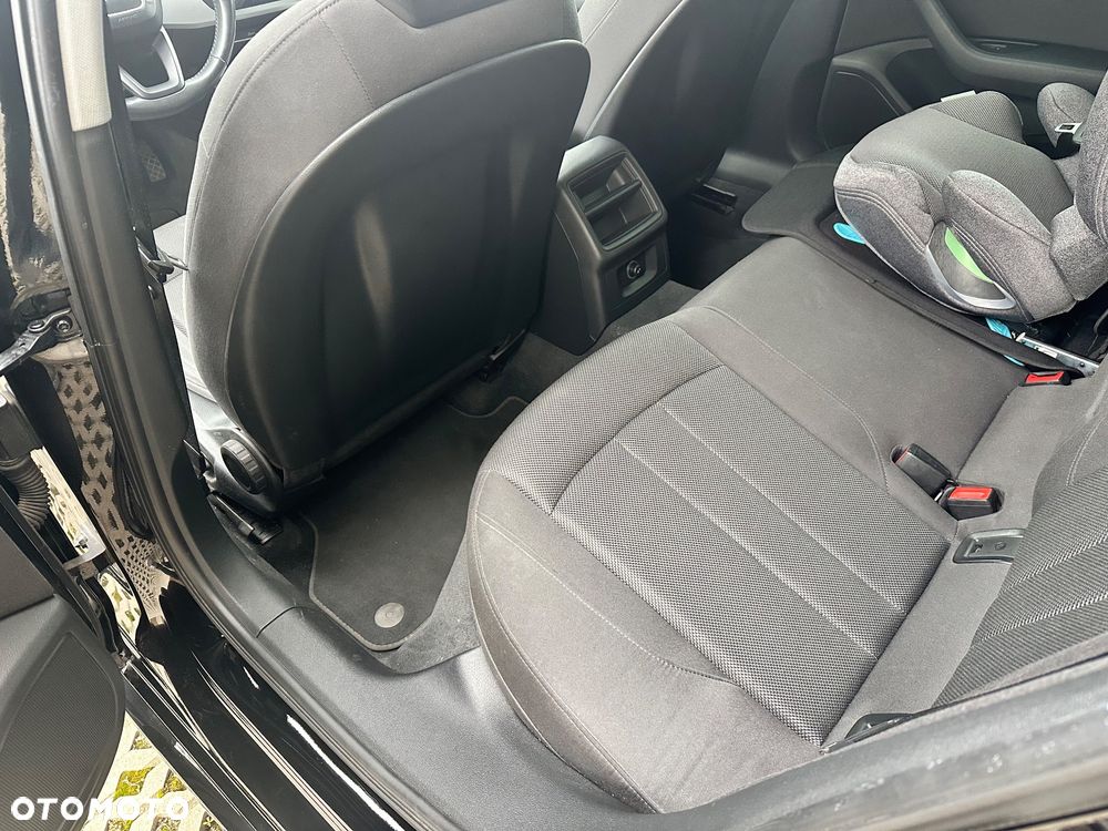 Audi A4 Limousine 1.4 TFSI Sport - 19