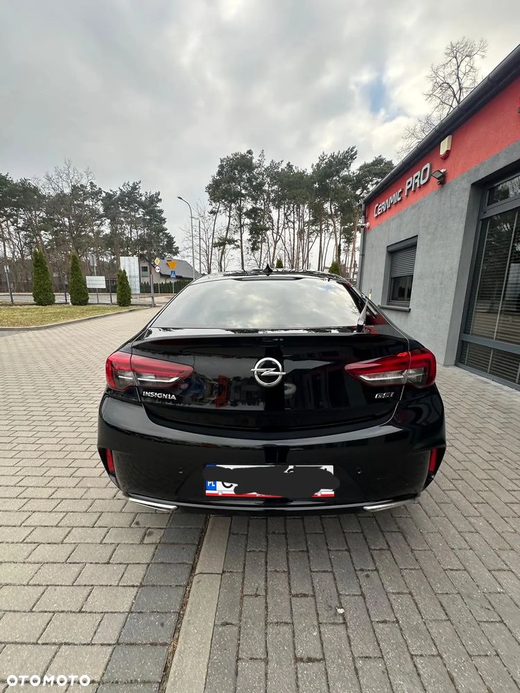 Opel Insignia 2.0 CDTI 4x4 GSi S&S - 9