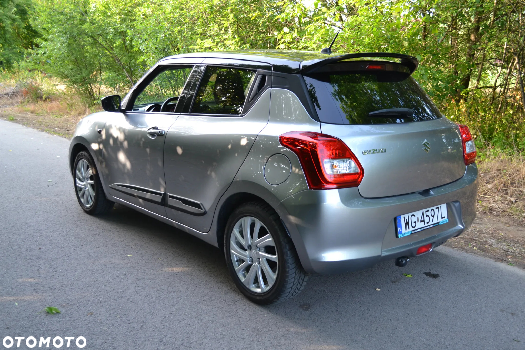Suzuki Swift 1.2 Premium - 4