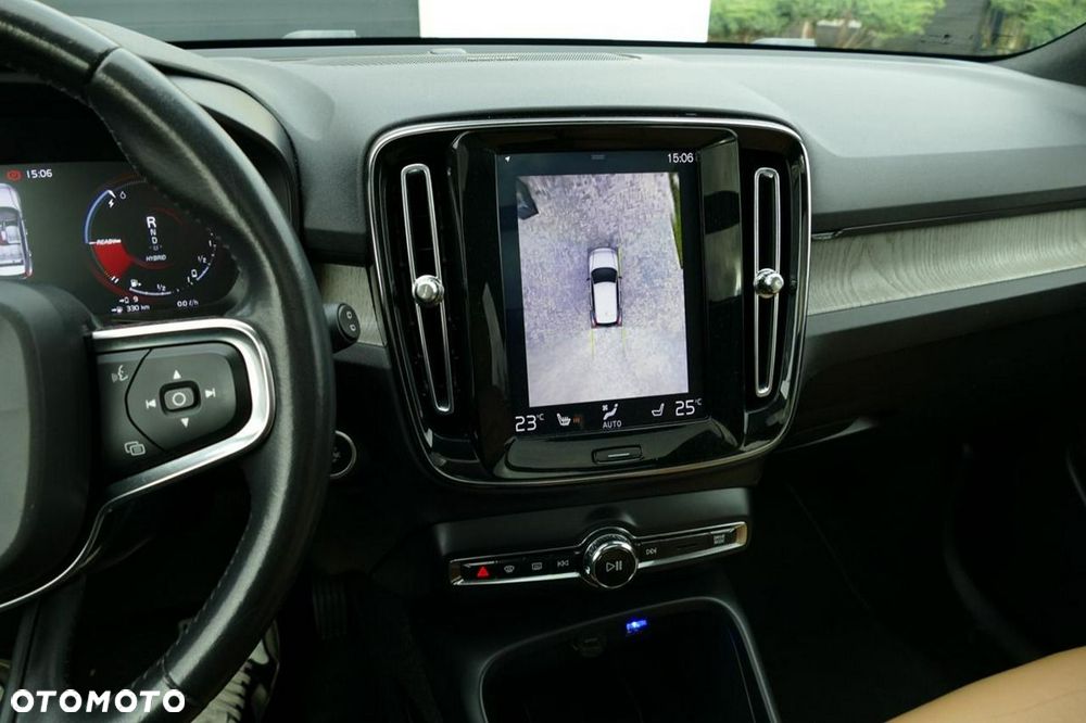 Volvo XC 40 T5 Recharge DKG Inscription Expression - 32